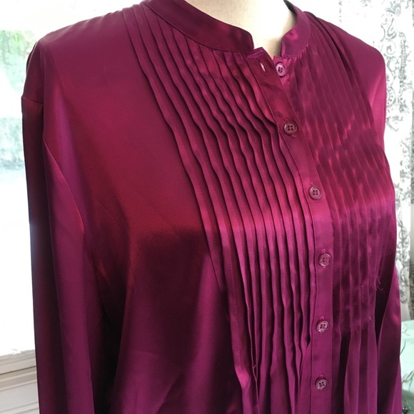 CHICOS Silky satin blouse. Size 3 or 14-16 Magenta - Picture 1 of 6